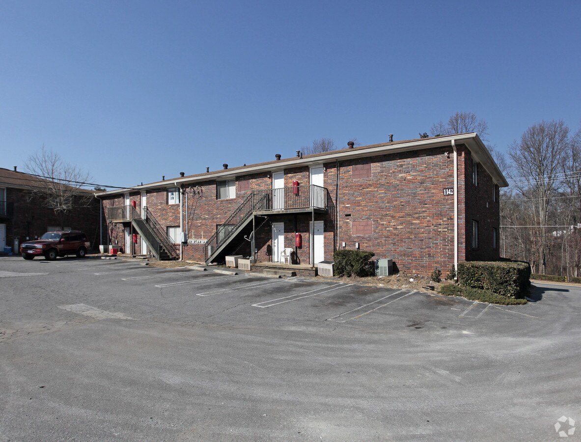 Photo - The Commons at Life University