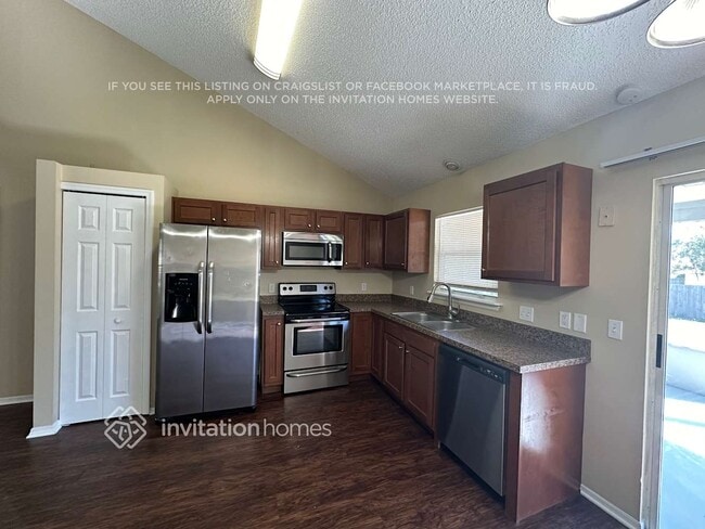 Photo - 1465 3rd Ave