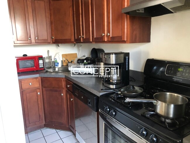 Photo - 87 Sheridan St