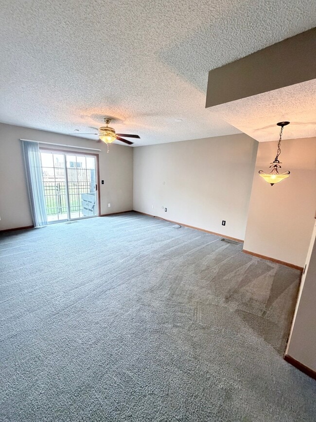 Photo - 186 Macfalls Way