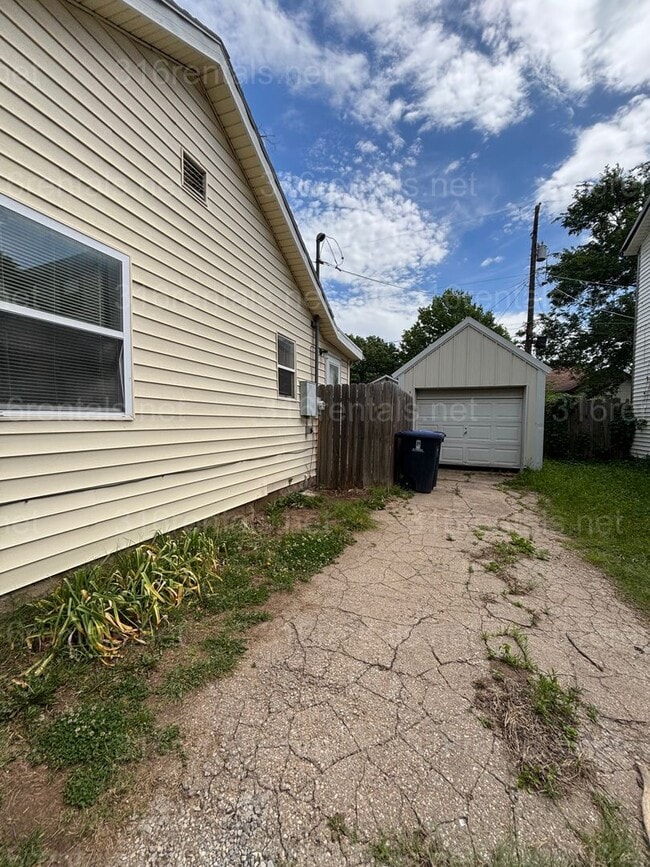Photo - Two bed one bath available now!