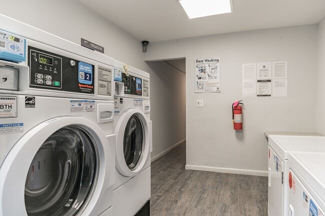 Photo - Seaford Gardens