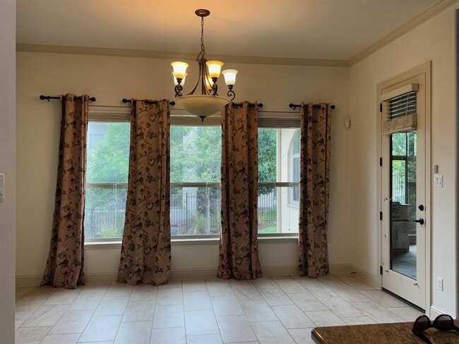 Photo - 906 Madison Fork Dr