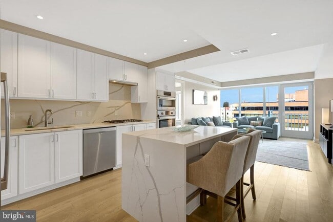 Photo - 925 N Fairfax St Apartment Unit 610