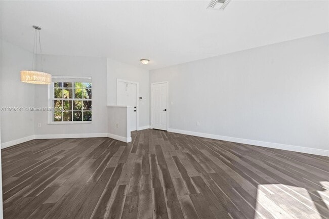 Photo - 874 NW 170th Terrace