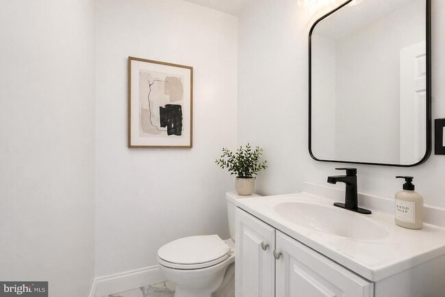 Photo - 5309 Chesapeake Rd