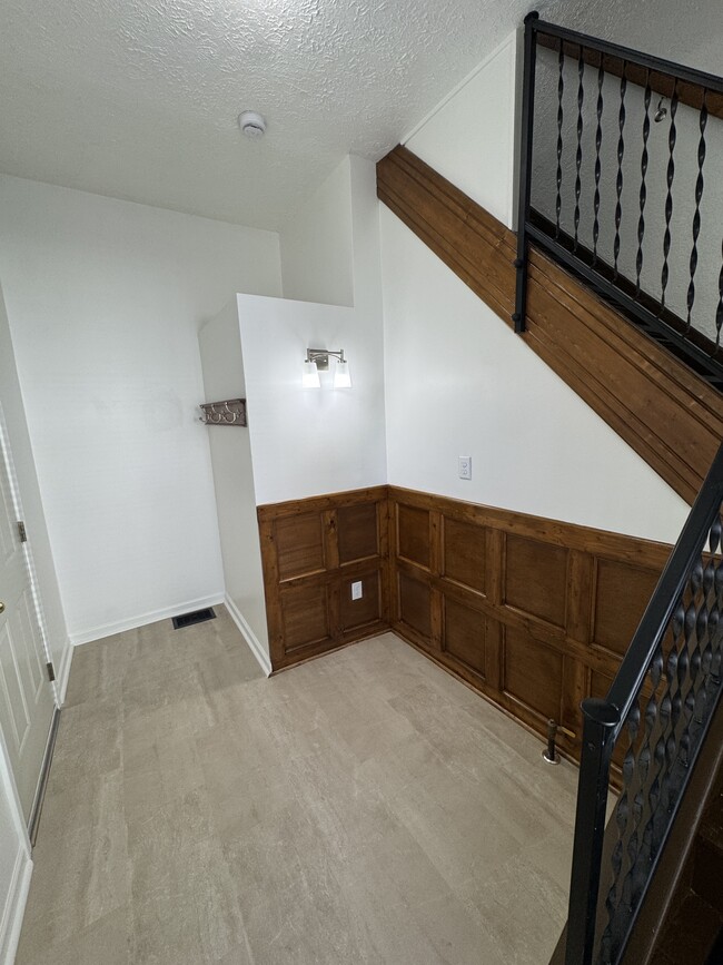 Photo - 1115 Laurel St Unit B