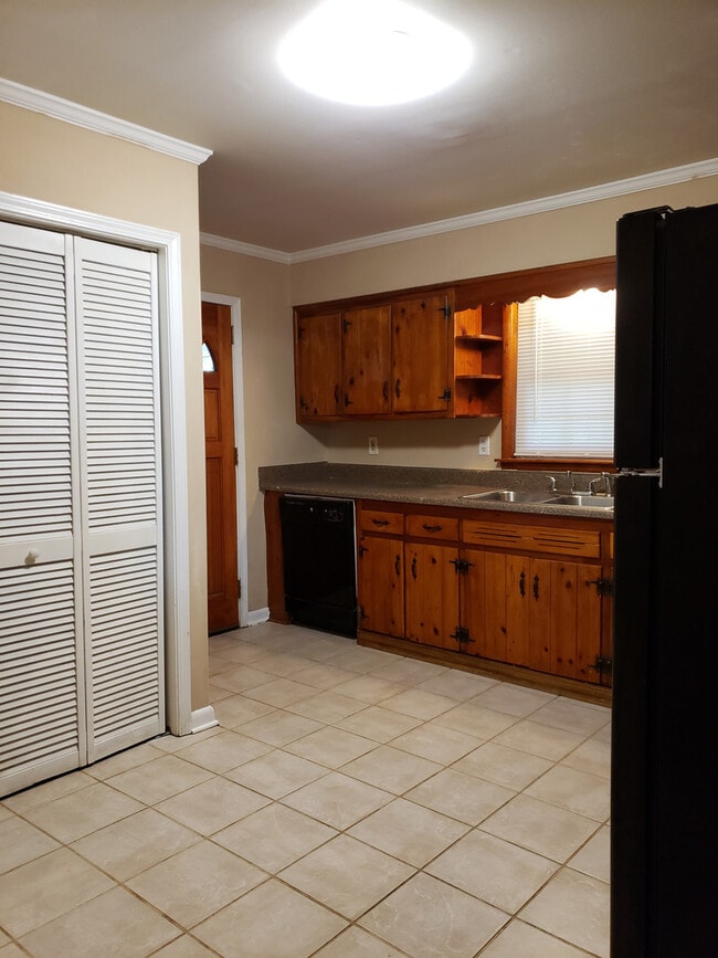 Photo - All On One Level - Sylvan Hills Ranch