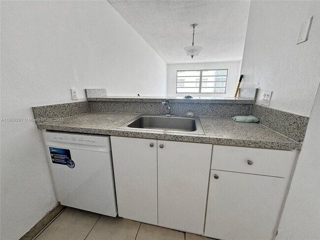 Photo - 1225 NE 124th St Unit 38B