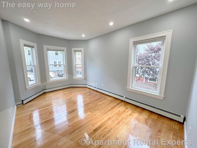 Photo - 295 Windsor St Unit #1