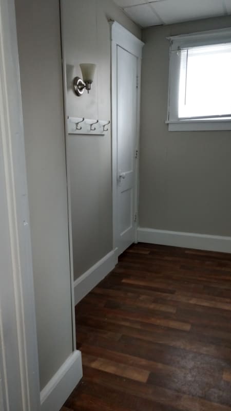 Photo - 32 Fuller Ave SE