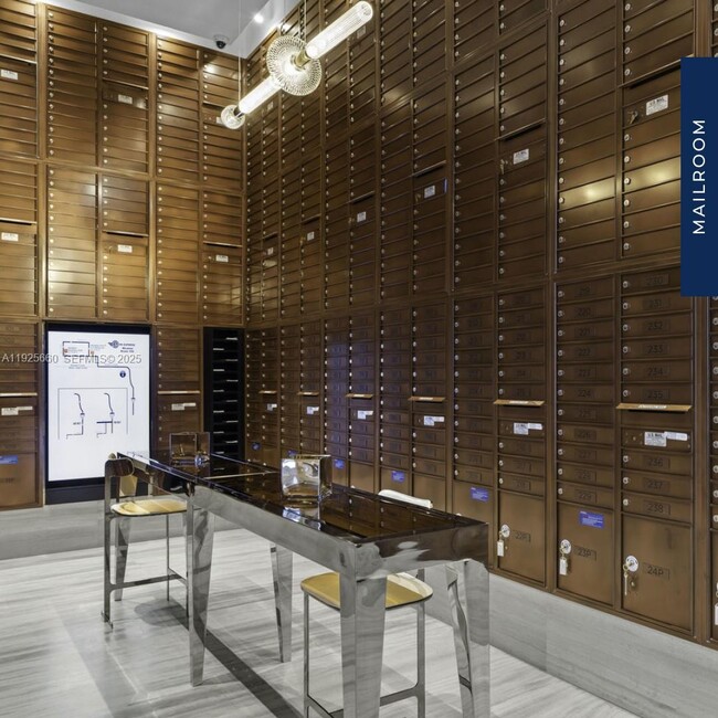 Photo - 2000 Metropica Wy Unit 1004