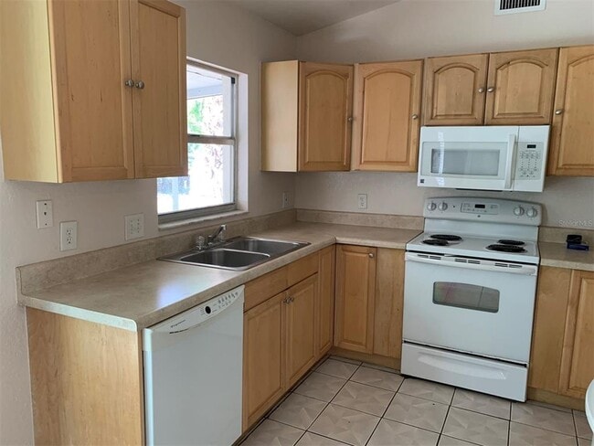 Photo - 1427 Hayworth Rd