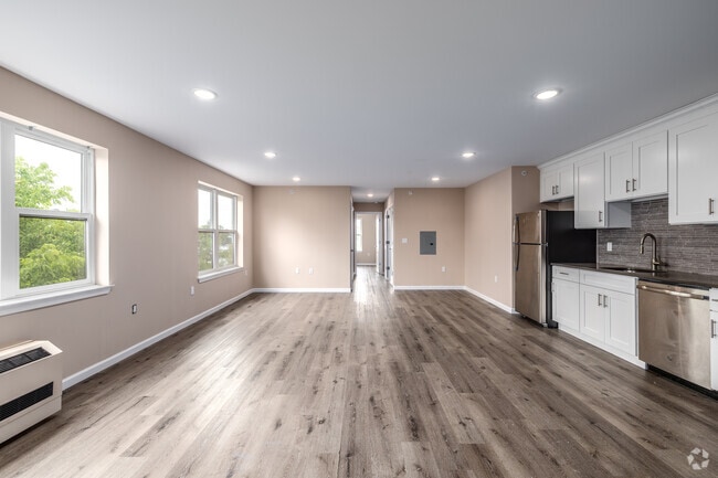 2BR, 2BA - 964SF - Kitchen/Living Room