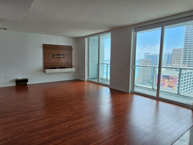 Photo - 244 Biscayne Blvd Unit 3707