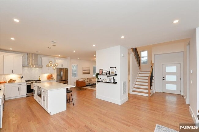 Photo - 65 Franklin St Unit B