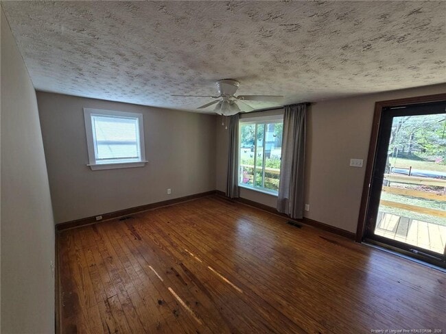 Photo - 219 E Clinton St