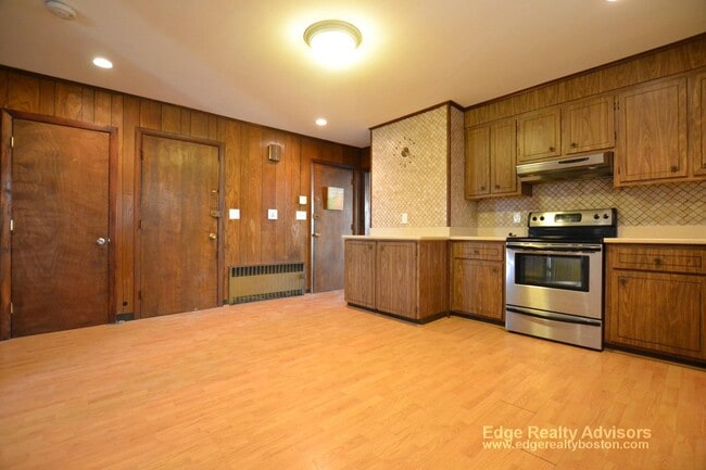 Photo - 285 Webster St Unit 2