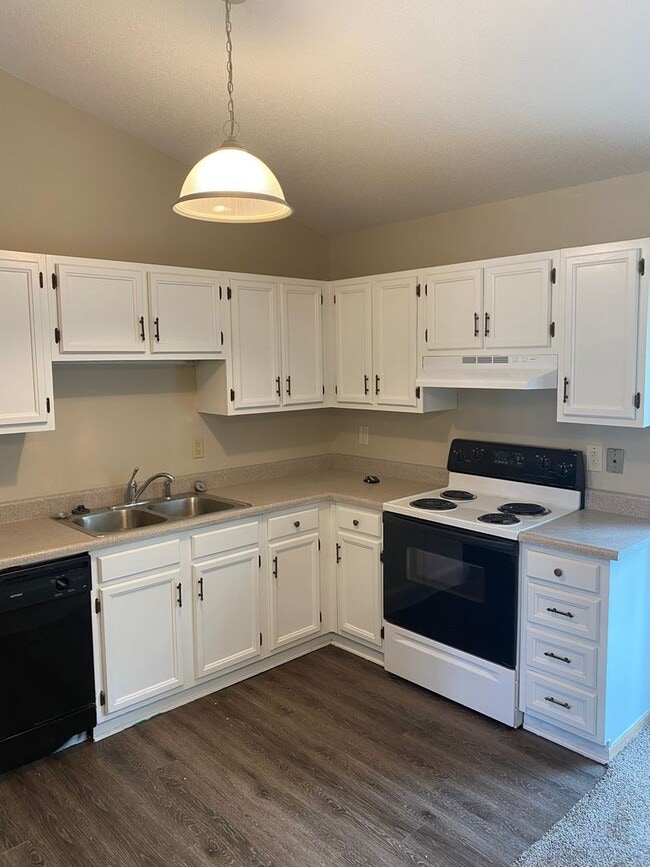 1465-1467 NW 81st Street