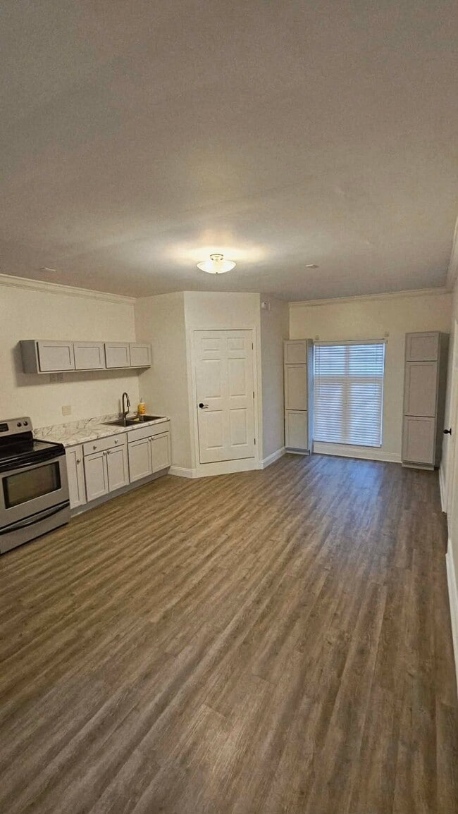 Photo - 7201 Cedarfield Rd