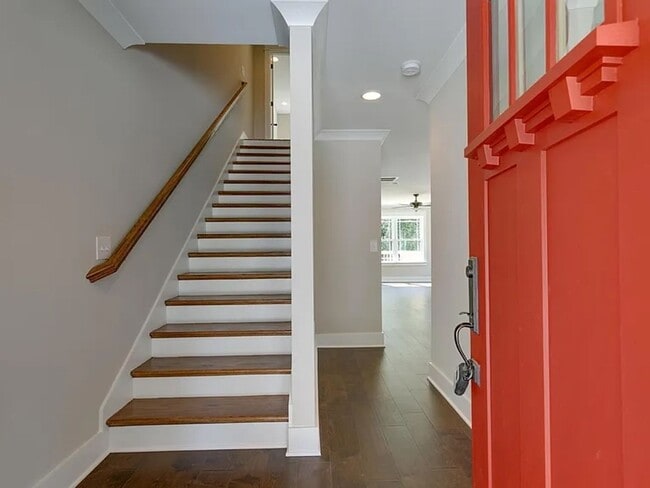 Photo - 127B Commerce St