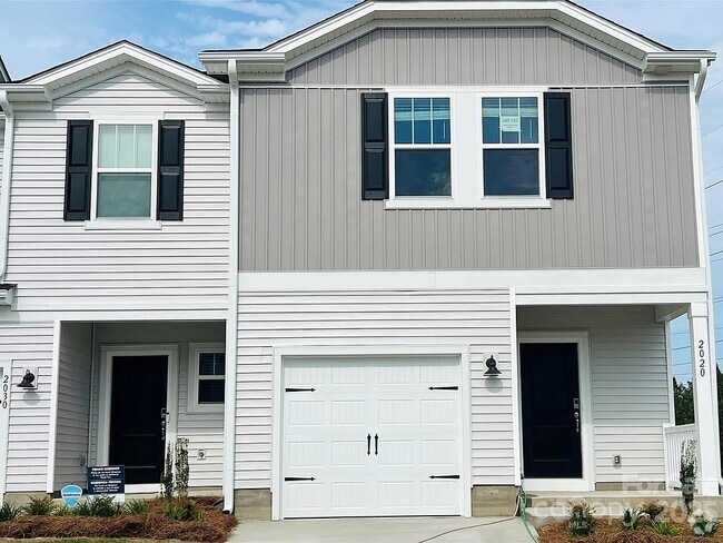 Building Photo - 2020 Old Rivers Rd Rental