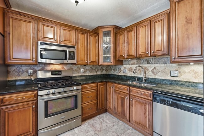 Photo - 3137 W 20th Ave