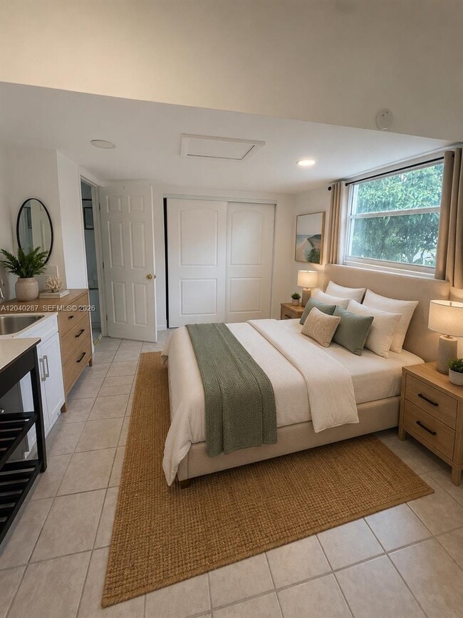 851 SW 49th Terrace