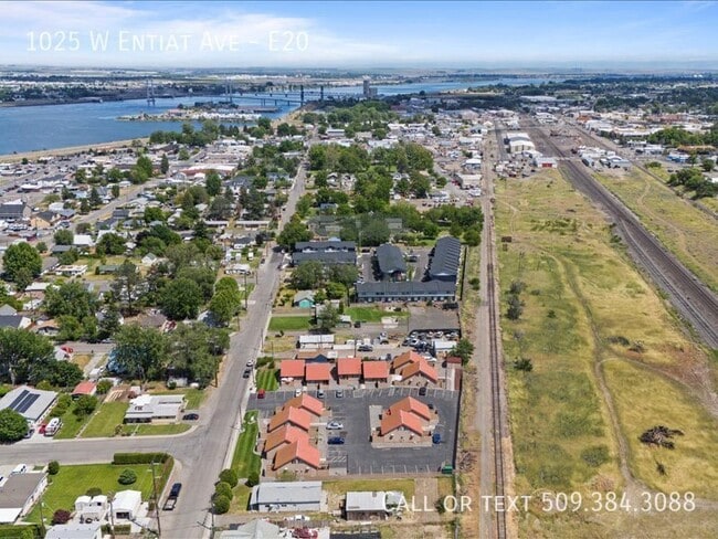 Photo - 1025 W Entiat Ave Unidad E20