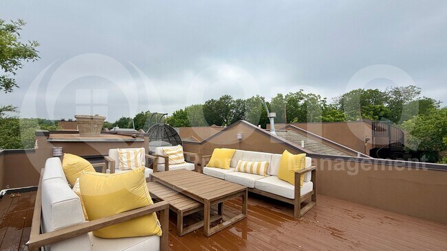 Photo - 2502 Kinney Rd