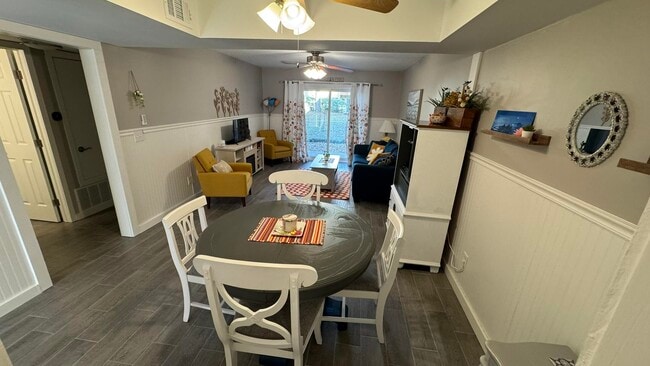 Photo - 209 W Miracle Strip Pkwy Unidad APT F104