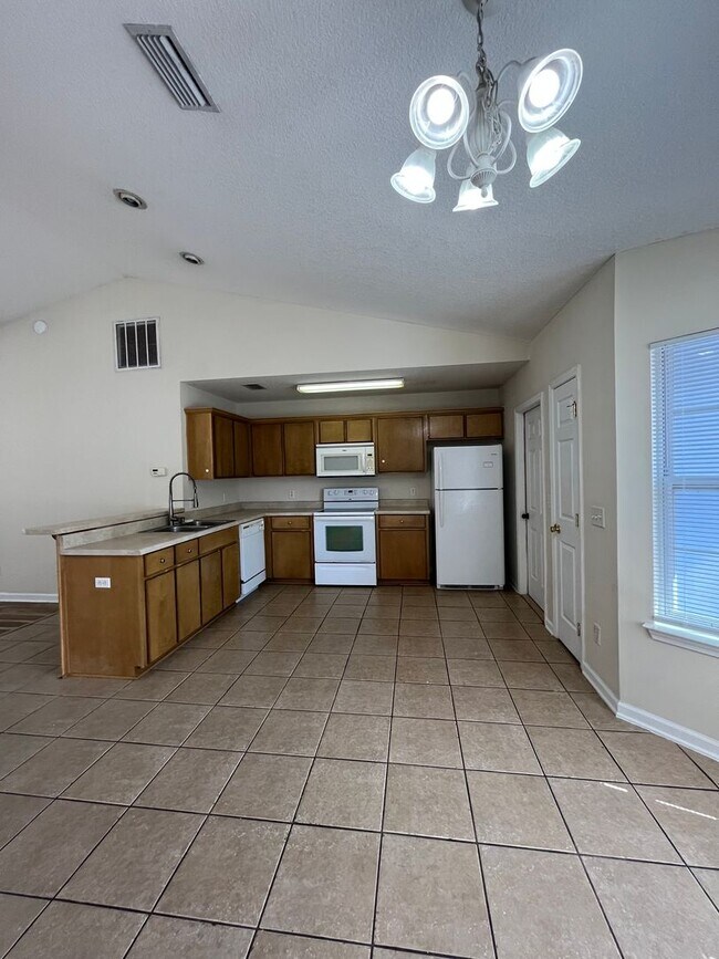 Photo - 209 Royal Palms Ave Unit 1