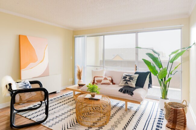 Irving Heights Apartments