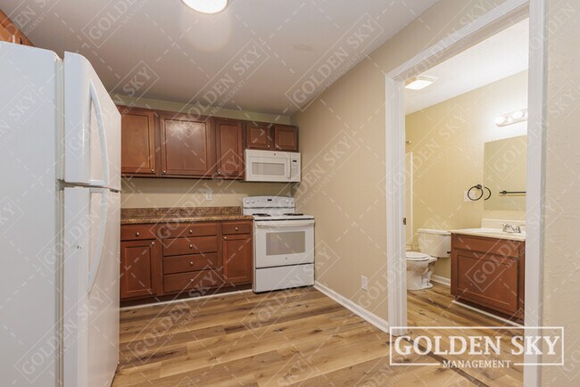 Photo - 1611 S Gharkey St