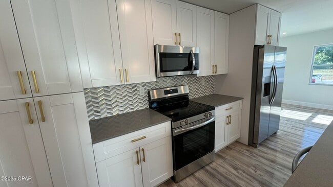 Photo - 212 N Cove Blvd