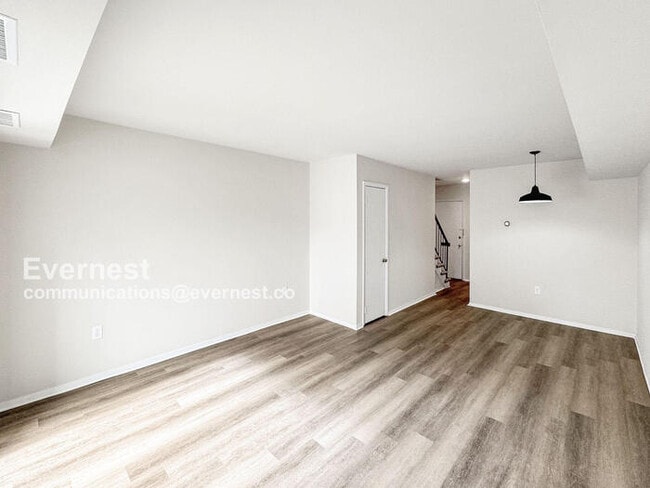 Photo - 109 Newcastle Dr