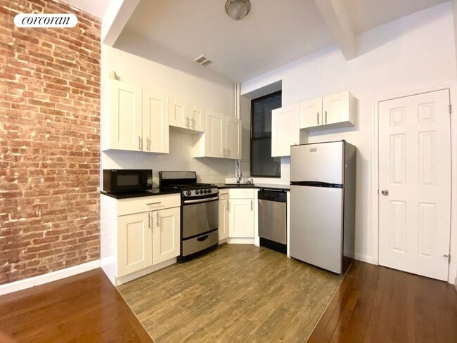 Photo - 420 St Nicholas Ave