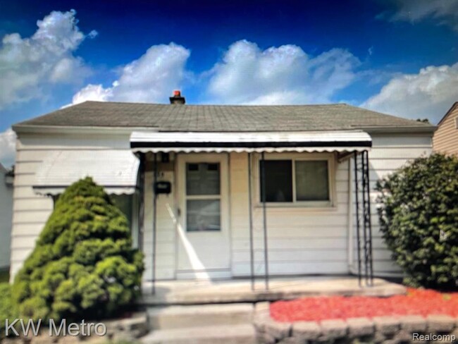 Photo - 135 E Hudson Ave House