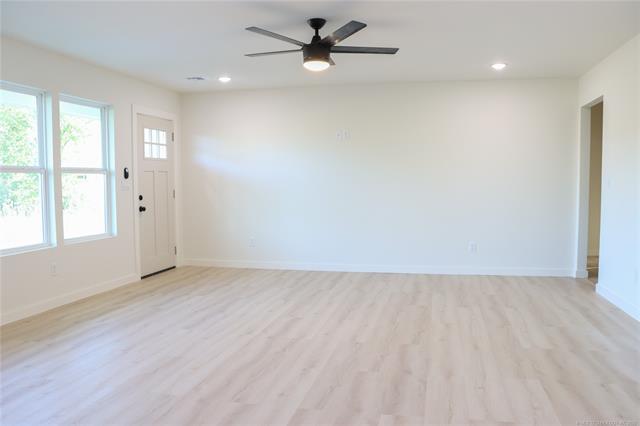 Photo - 2806 N Lansing Pl