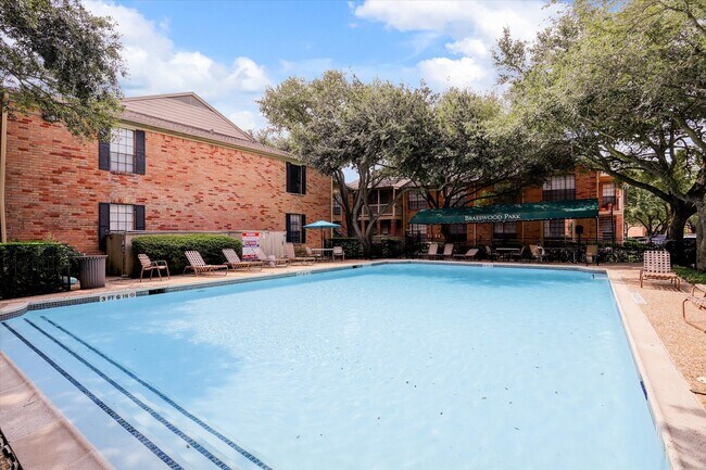 Photo - 2255 Braeswood Park Dr