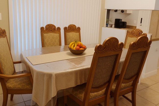 Comedor - 406 Cal Causeway Rd