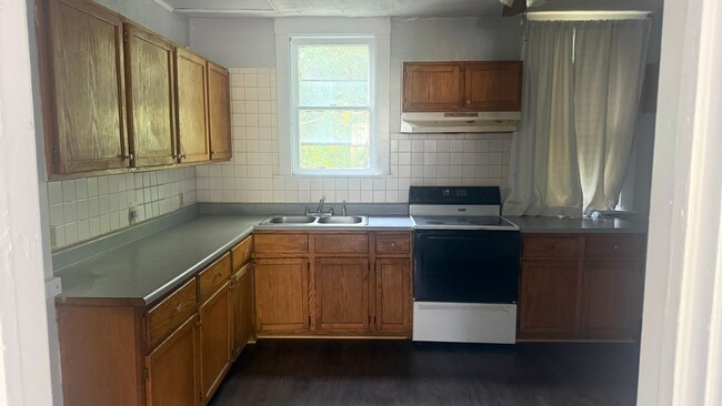Photo - 343 Russell St Unit 1