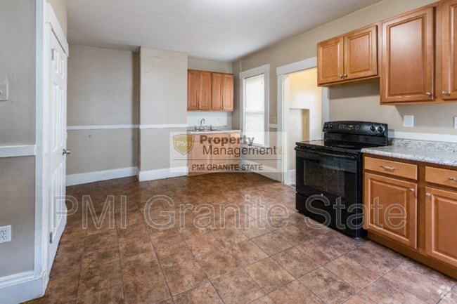 Building Photo - 59 Kinsley St Unit A Rental