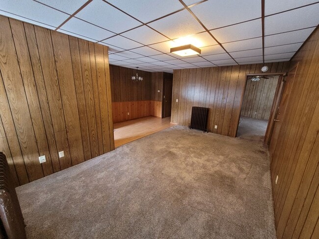 Building Photo - 402 N Railroad St Unit A