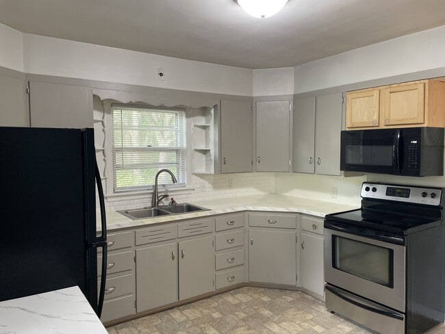 Photo - 342 Beeline Rd