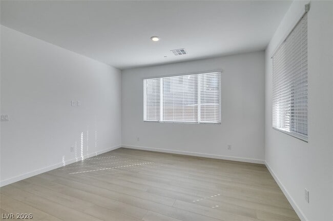 Photo - 379 Morgan Crst Dr