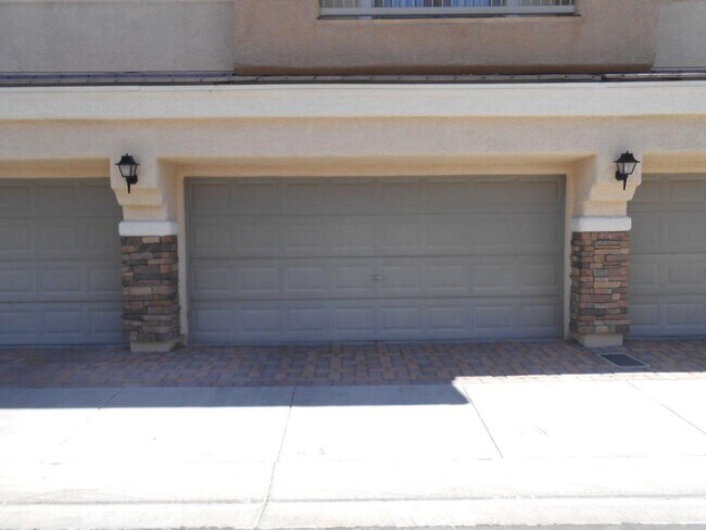 Photo - Beautiful Spacious Townhome in Gated Community