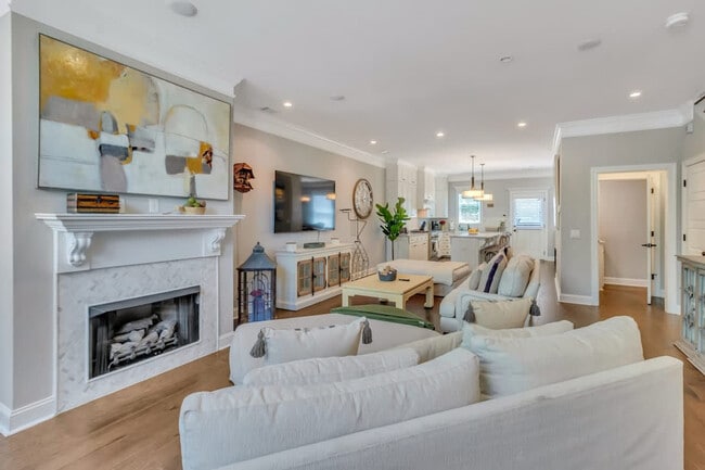 Photo - 305 Alice St Unidad ID1244803P