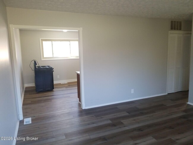 Photo - 9812 Saturn Dr