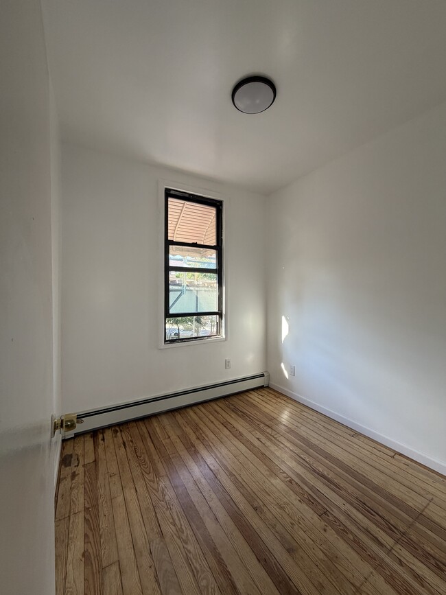 Photo - 5512 Roosevelt Ave Unit 2 Floor
